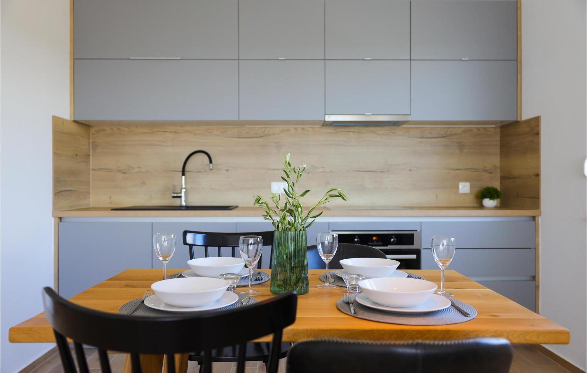 Stunning Home In Vrsi With Kitchen Exteriér fotografie